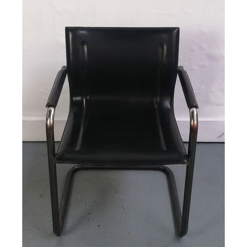 Vintage black leather armchair Matteo Grassi