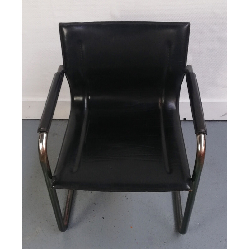 Vintage black leather armchair Matteo Grassi
