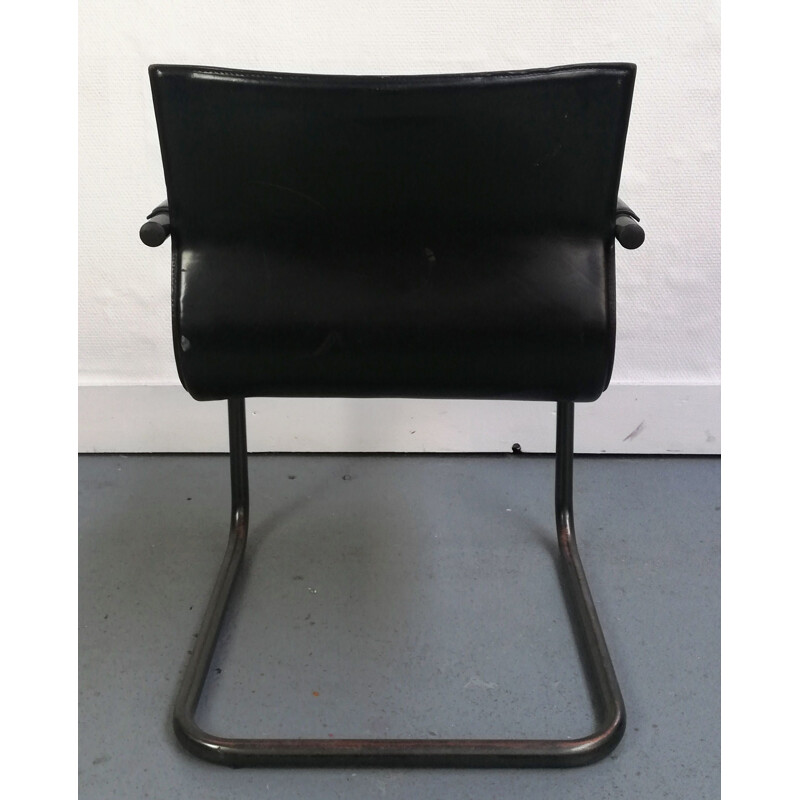 Vintage zwart lederen fauteuil Matteo Grassi