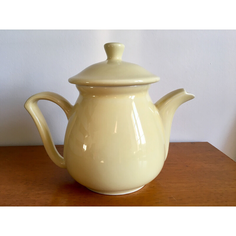 Vintage teapot by Delphina Ceram