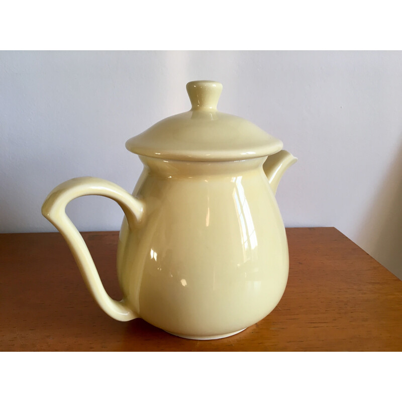 Vintage teapot by Delphina Ceram