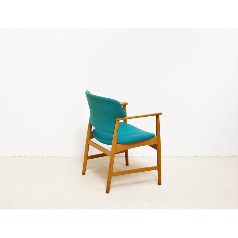 Vintage armchair by Einar Larsen & Aksel Bender Madsen for Fritz Hansen