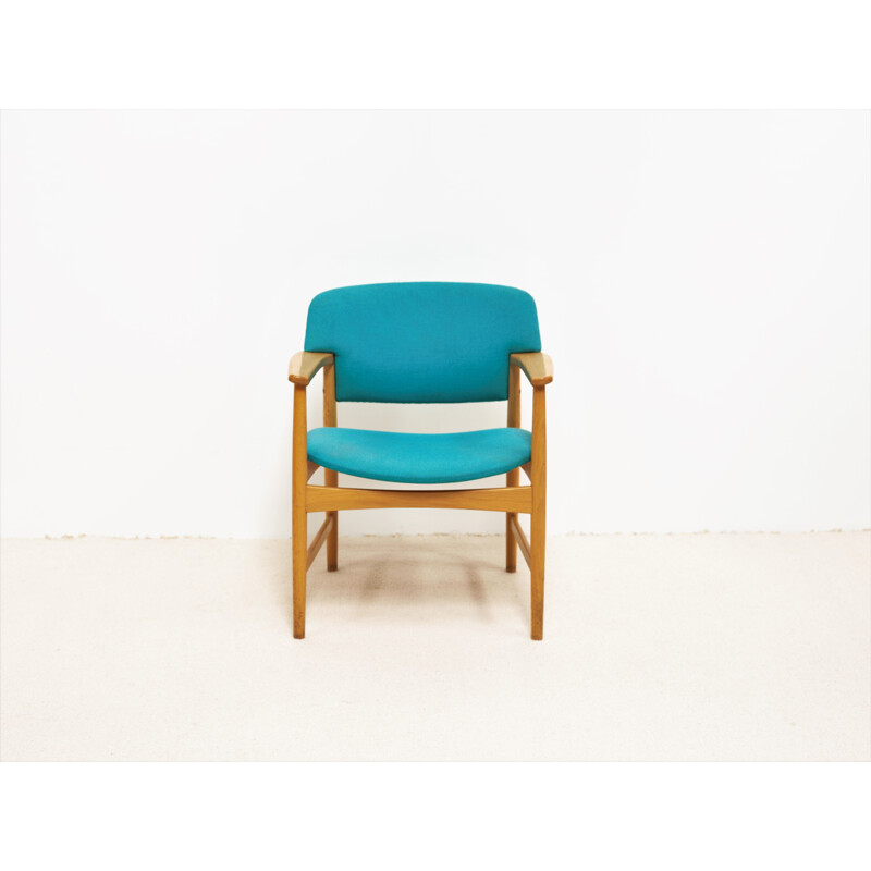 Vintage armchair by Einar Larsen & Aksel Bender Madsen for Fritz Hansen