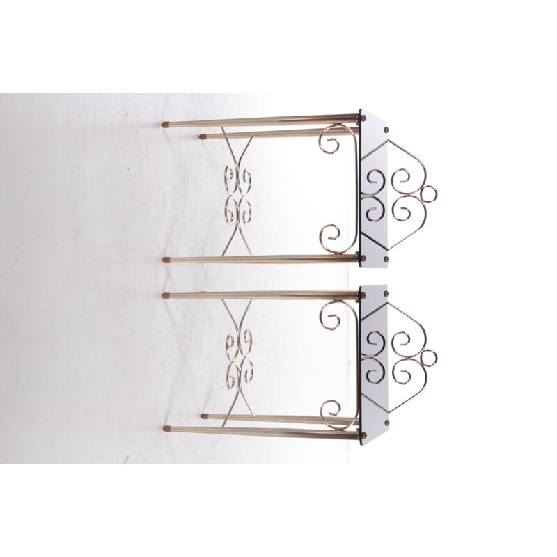 Par de mesas de cabeceira em vidro francês vintage e latão
