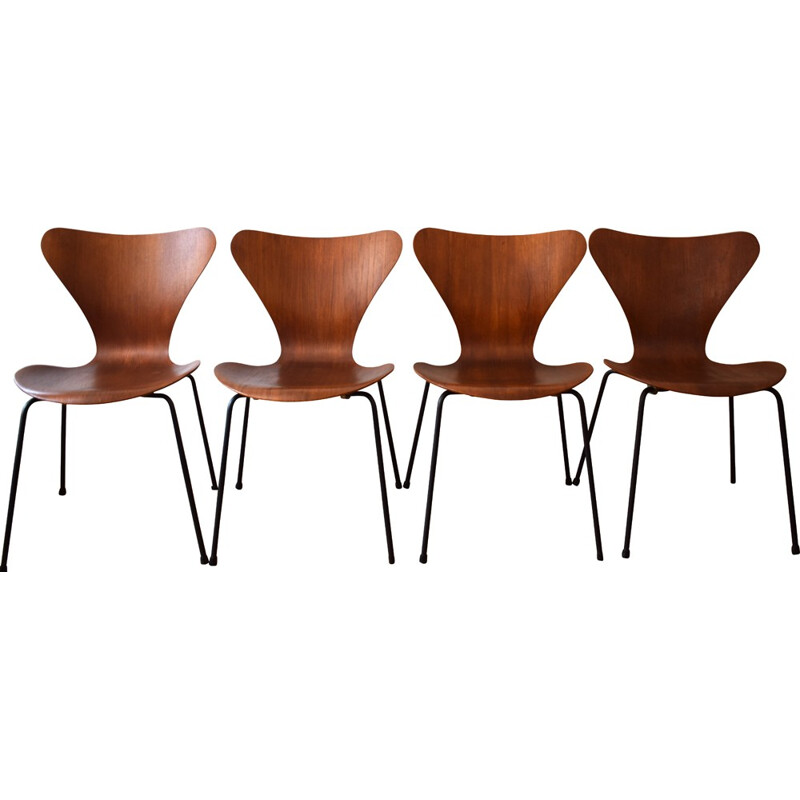 Set of 4 Fritz Hansen "Série 7" chairs, Arne JACOBSEN - 1963
