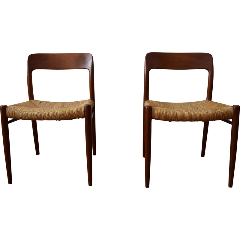 Paire de chaises "75" en teck, Niels Otto MOLLER - 1960