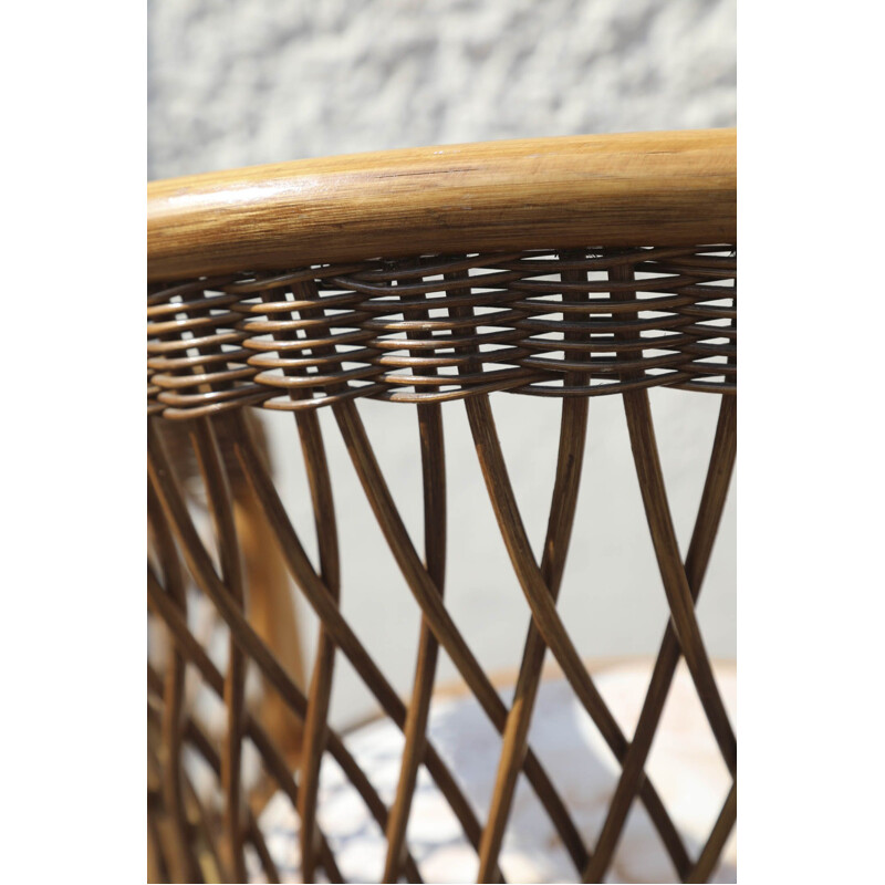 Vintage Sessel aus geflochtenem Halbmond-Rattan, Italien 1970