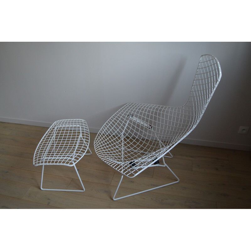 Knoll "Bird" armchair and footrest, H. BERTOIA - 1950s