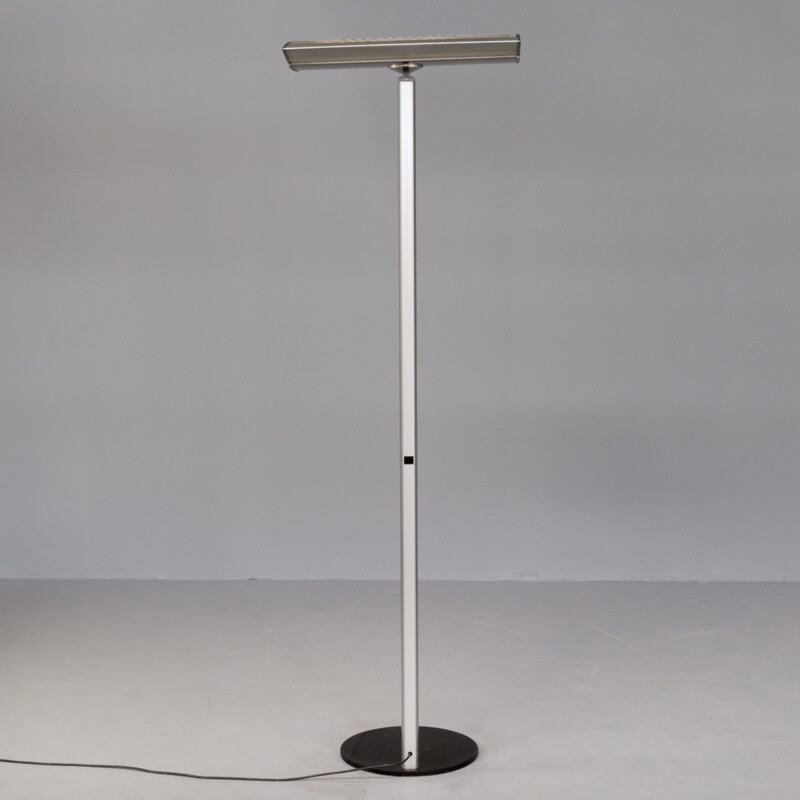 Metal vintage floorlamp uplighter