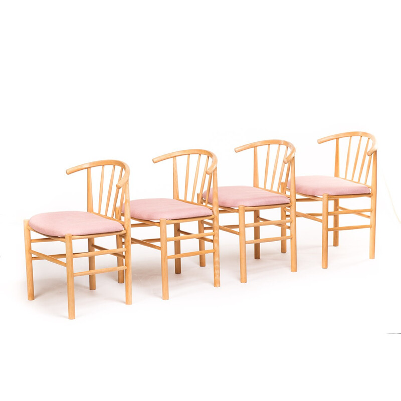 Set of 4 Danish spindle back chairs, Erik O JORGENSEN - 1960s