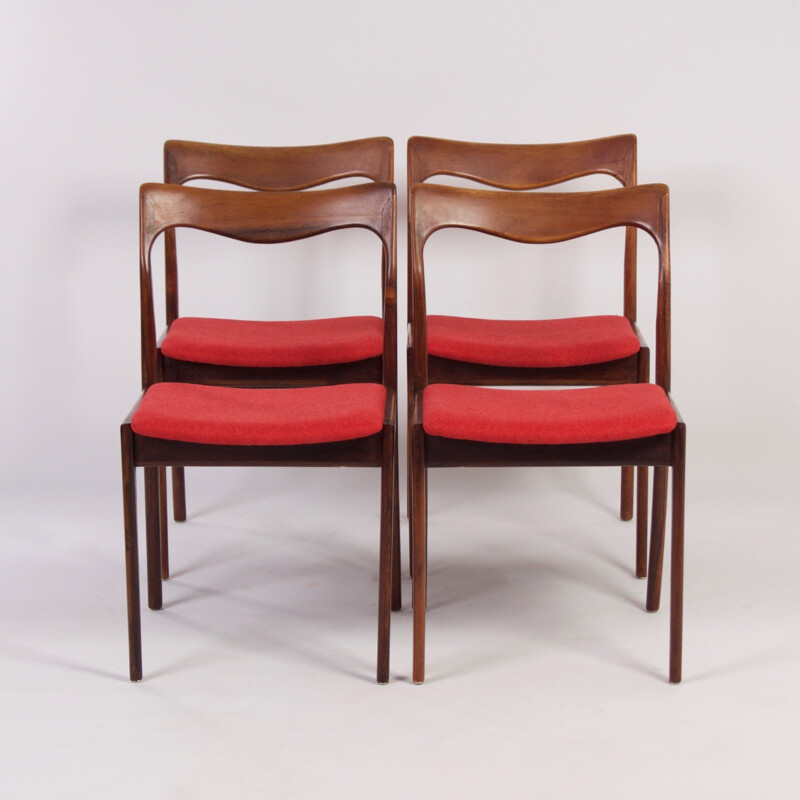 Suite de quatre chaises en bois de palissandre et assise rouge - 1960