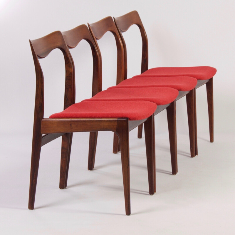 Suite di quattro sedie in palissandro con seduta rossa - 1960
