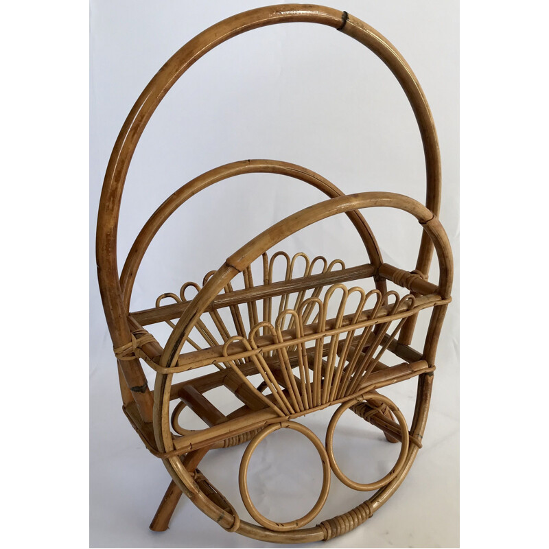 Vintage rattan peacock tail magazine rack, Italy 1950-1960