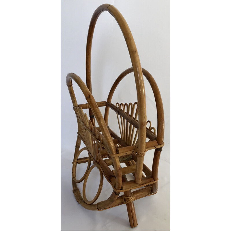 Vintage rattan peacock tail magazine rack, Italy 1950-1960