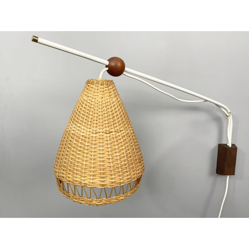 Lampada da parete vintage in teak, Danimarca 1960