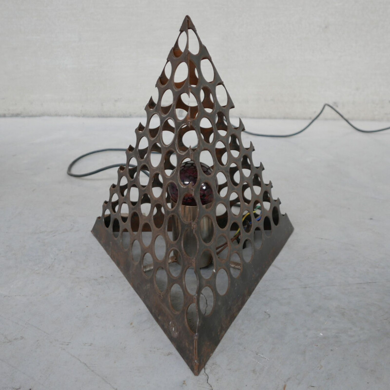 Une paire de lampes de table et de lampadaires pyramides géométriques français vintage, 1970