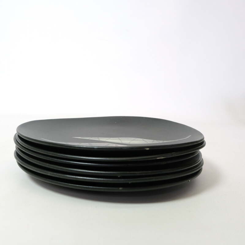 Ensemble de 6 assiettes vintage en céramique noires décorées