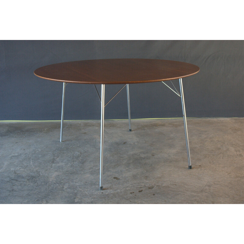 Dining table "3600", Arne JACOBSEN - 1964