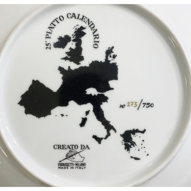 Assiette de calendrier vintage en porcelaine de Piero Fornasetti, 1992