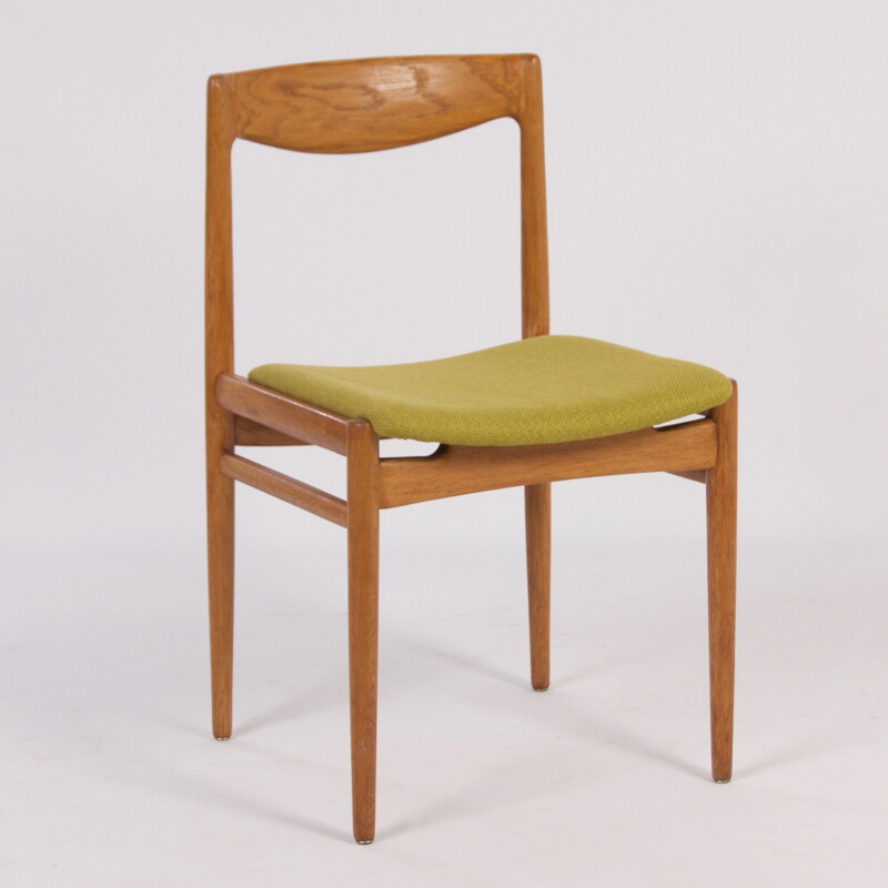 Suite de quatre chaises scandinaves en chêne - 1960