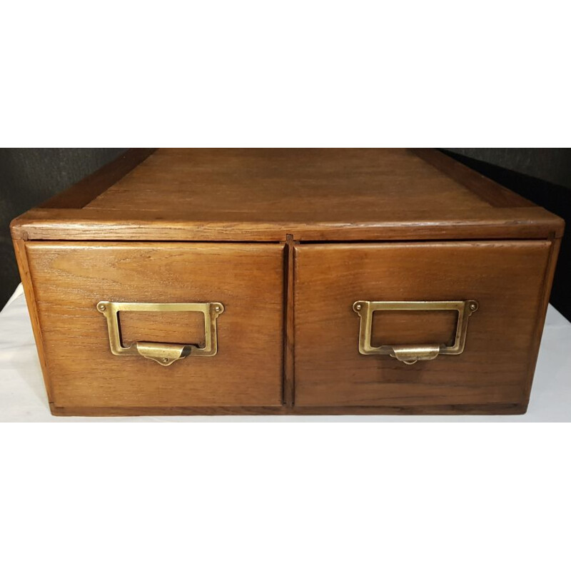 Vintage oakwood administrative drawer unit