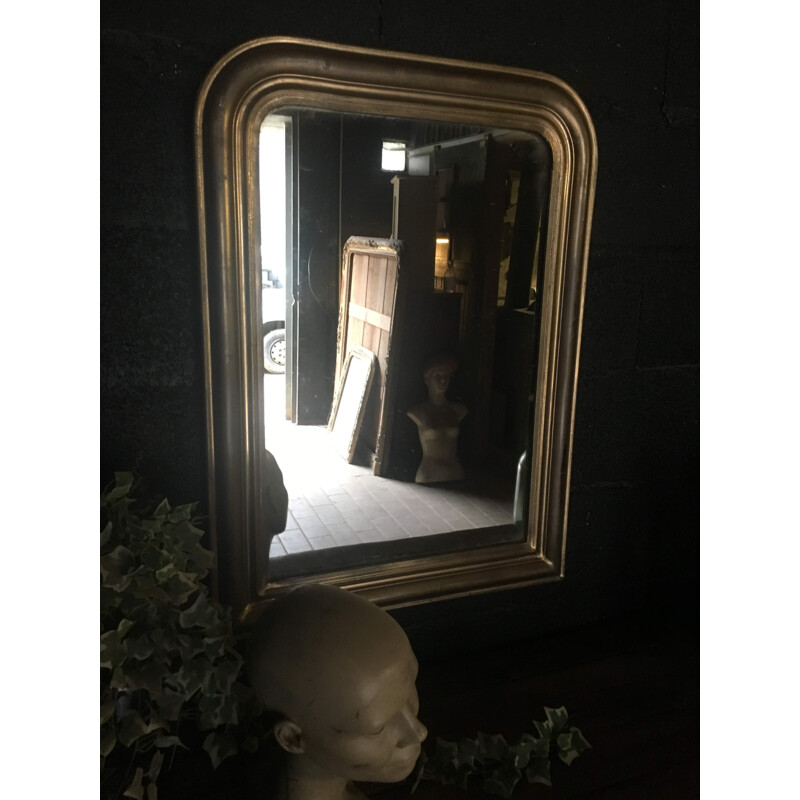 Miroir vintage en bois et stuc doré