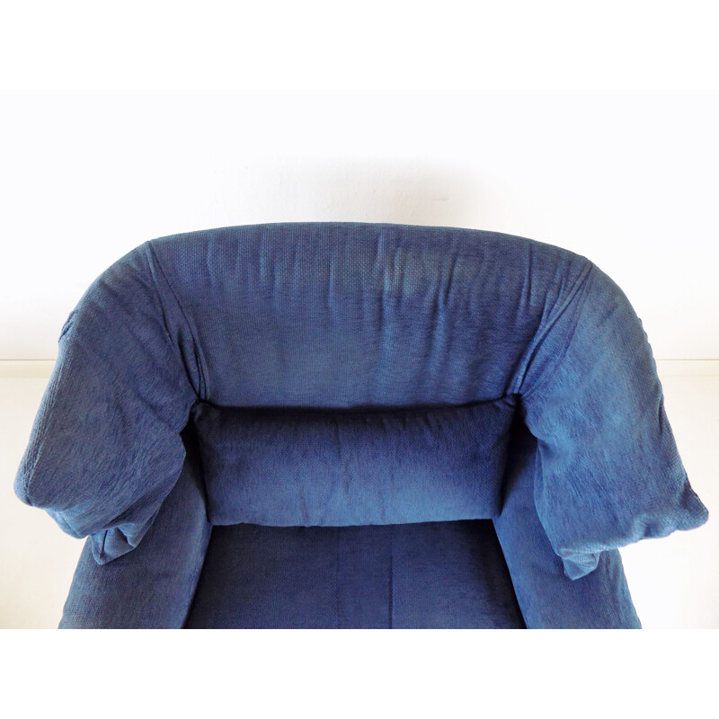 Vintage Portovenere armchair blue by Vico Magistretti for Cassina, 1980
