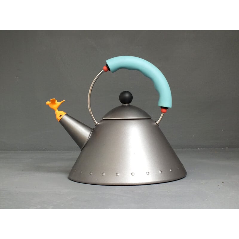 https://www.design-market.eu/1860057-large_default/vintage-tea-kettle-in-matte-platinum-gray-enamel-by-michael-graves-for-alessi-italy.jpg