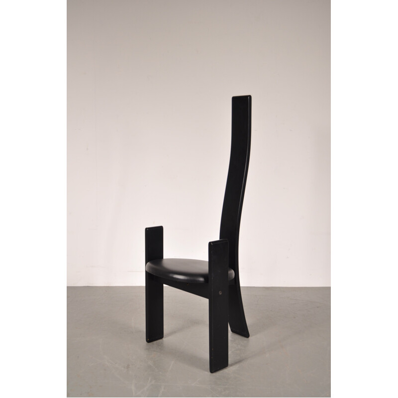 Black wooden "Golem" side chair, Vico MAGISTRETTI - 1970s