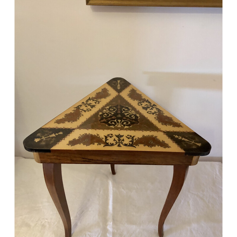 Table d'appoint triangulaire vintage en bois précieux, Italie 1950