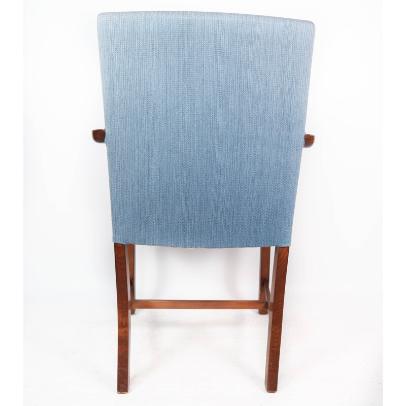 Vintage mahoniehouten fauteuil met lichtblauwe stoffen bekleding van Fritz Hansen
