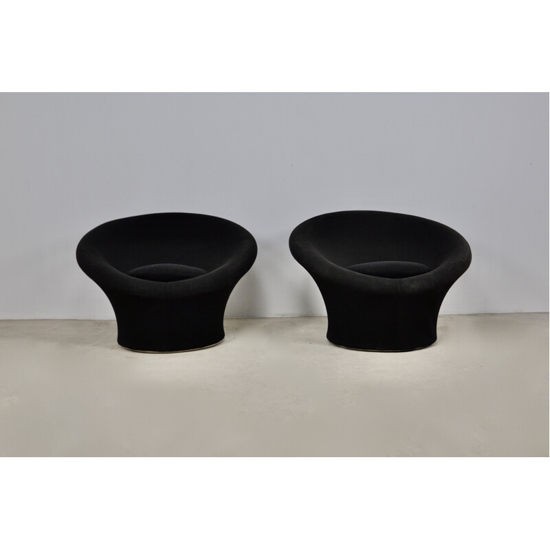 Paire de fauteuils vintage Mushroom en tissu noir par Pierre Paulin pour Artifort