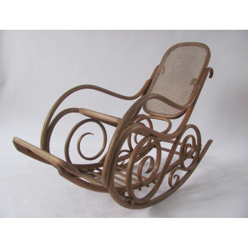 Rocking chair vintage en rotin par Thonet-MundusKohn, Tchécoslovaquie 1920s