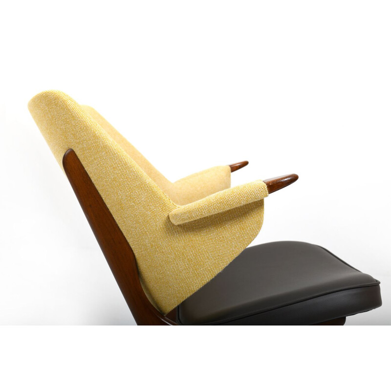 Vintage model 33 armchair by Carl Edward Matthes, Denmark 1950s