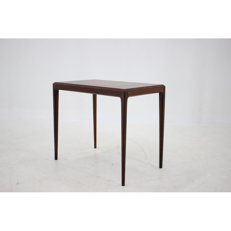 Vintage rosewood mesa lateral por Johannes Andersen, Dinamarca 1960