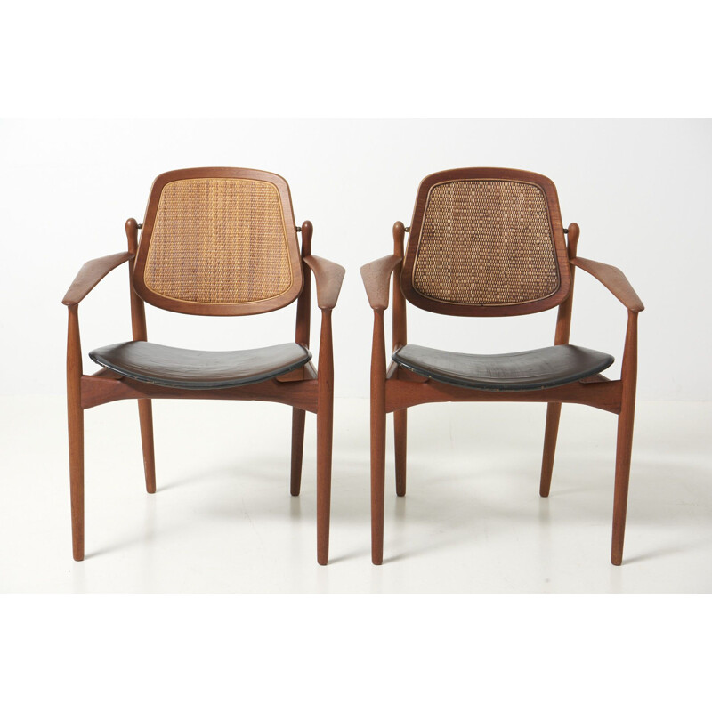 Set of vintage 4 dining chairs and 2 armchairs by Arne Vodder for France & Søn, Denmark 1960s