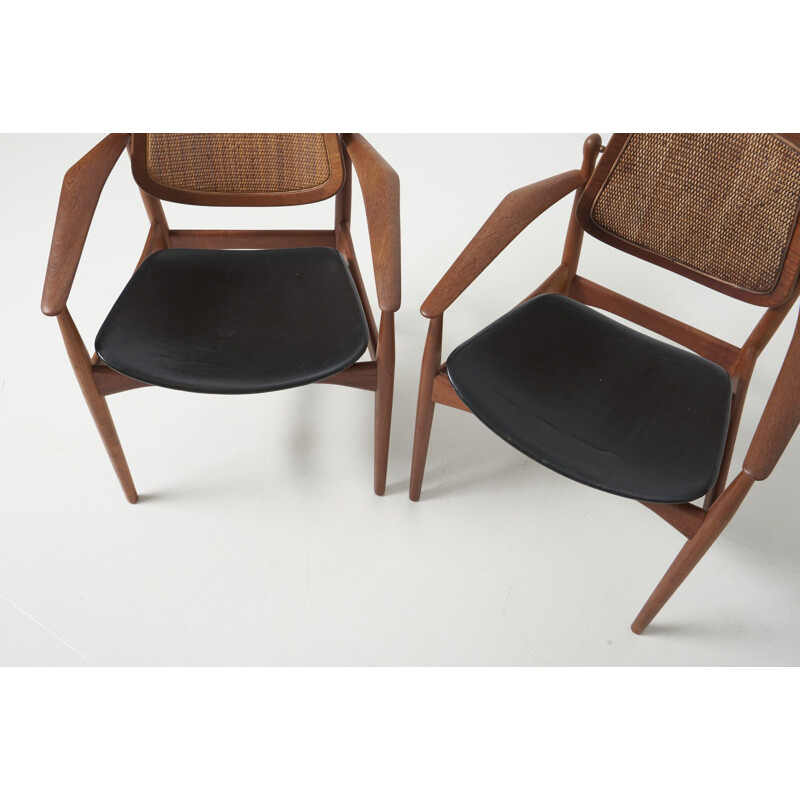 Set of vintage 4 dining chairs and 2 armchairs by Arne Vodder for France & Søn, Denmark 1960s