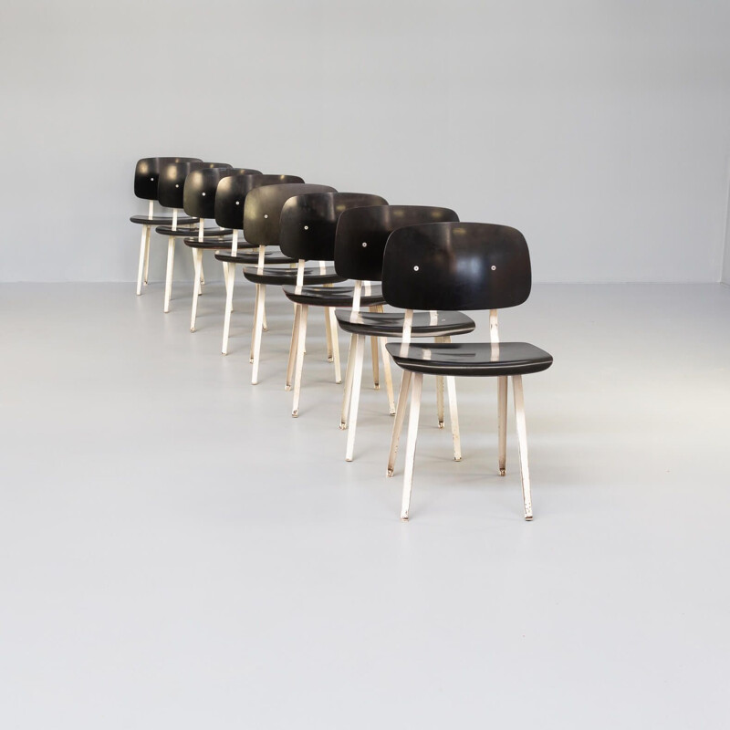 Ensemble de 8 chaises vintage "revolt" par Friso Kramer pour Ahrend de Cirkel