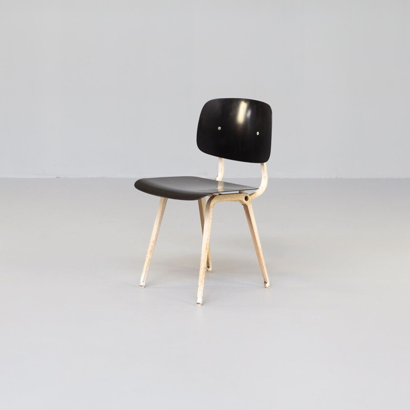 vaak puppy Investeren Set of 6 vintage "revolt" chairs by Friso Kramer for Ahrend de Cirkel