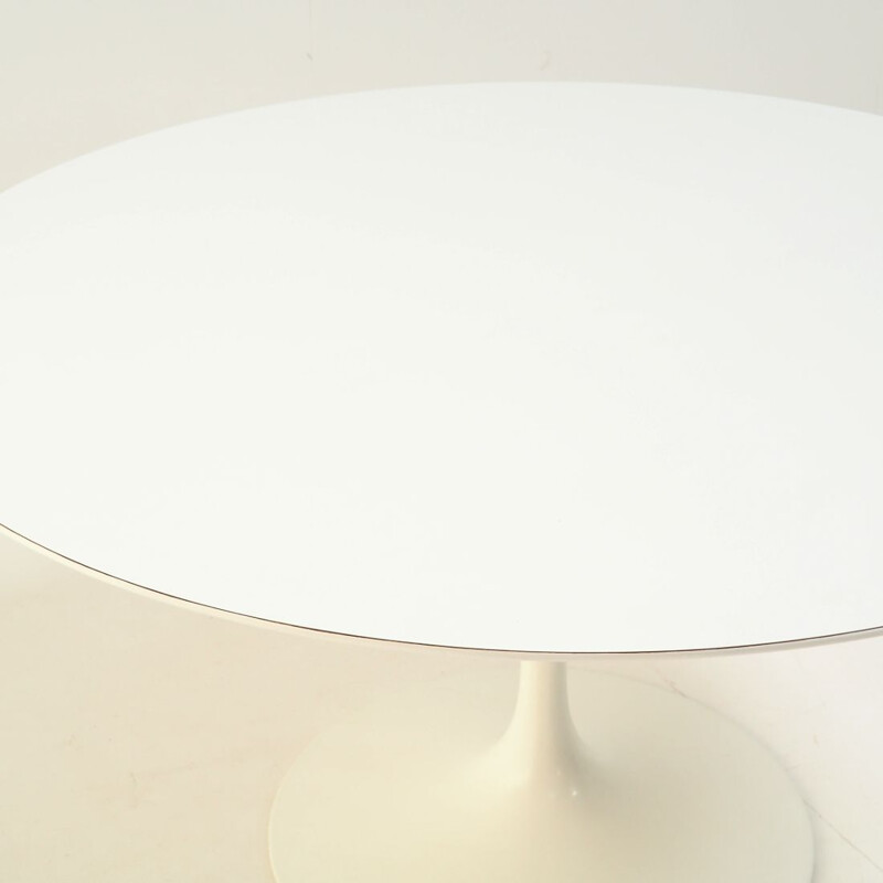 Vintage Tulip dining table by Eero Saarinen for Knoll, 1956