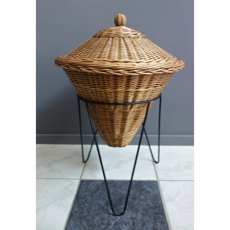 Vintage wicker sewing basket, 1960