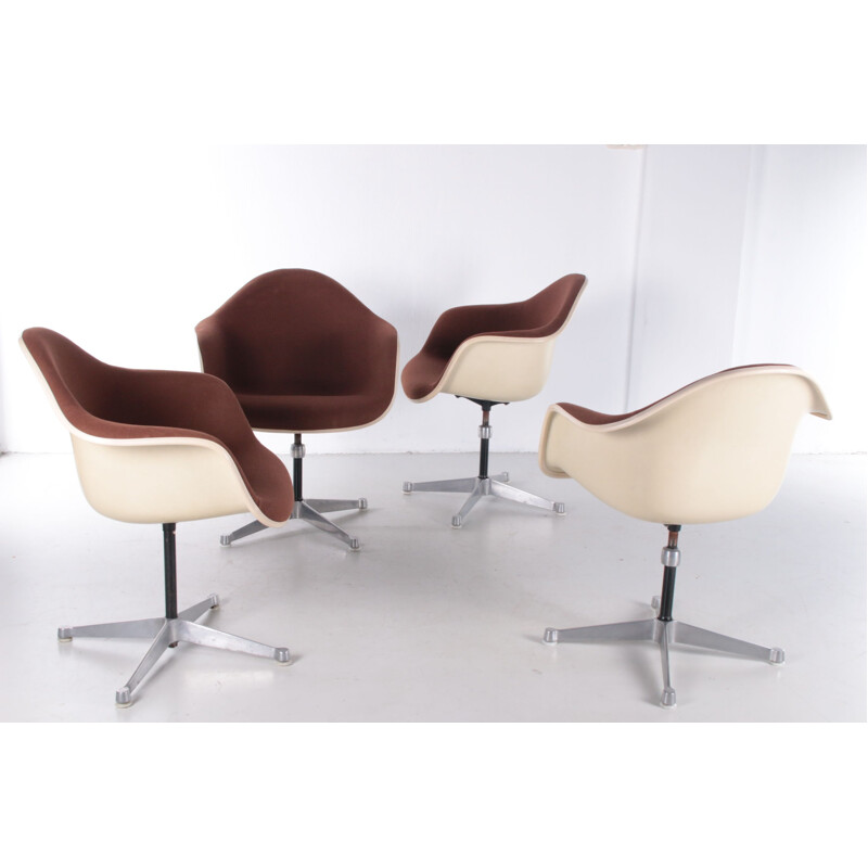 Set of 4 vintage DAX armchairs by Charles & Ray Eames for Herman Miller, USA 1970s