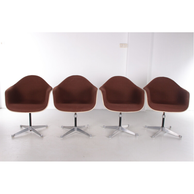 Set of 4 vintage DAX armchairs by Charles & Ray Eames for Herman Miller, USA 1970s