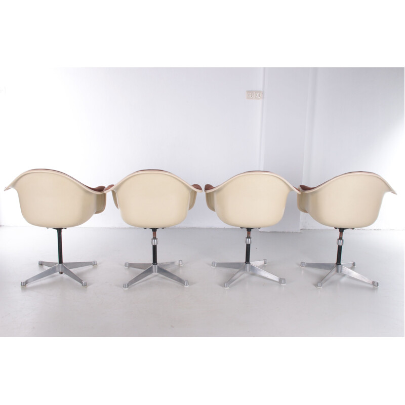 Set of 4 vintage DAX armchairs by Charles & Ray Eames for Herman Miller, USA 1970s