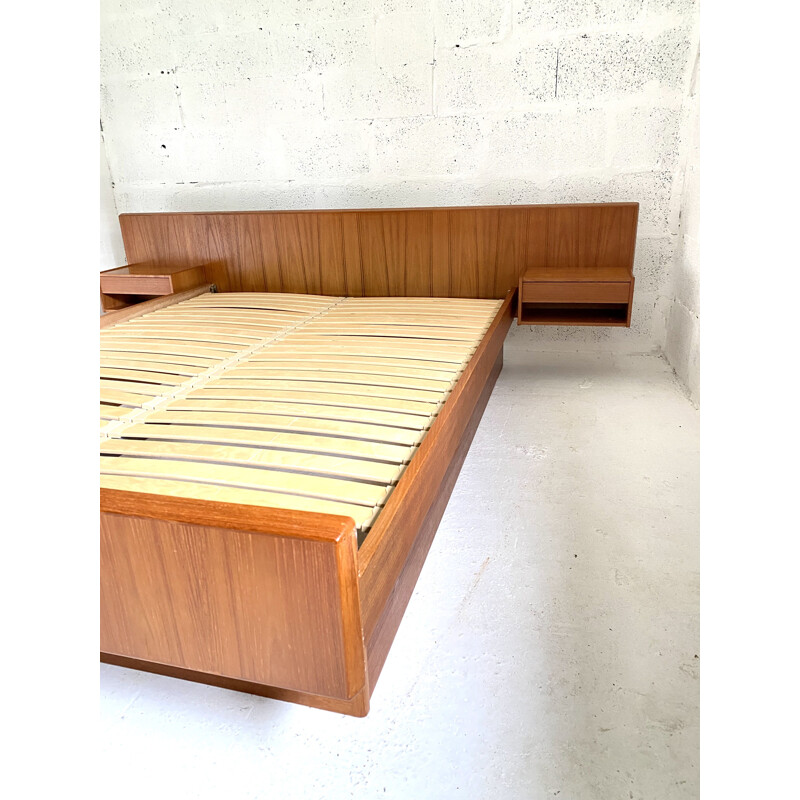 Vintage teak double bed by Sannemans Møbelfabrik, 1960