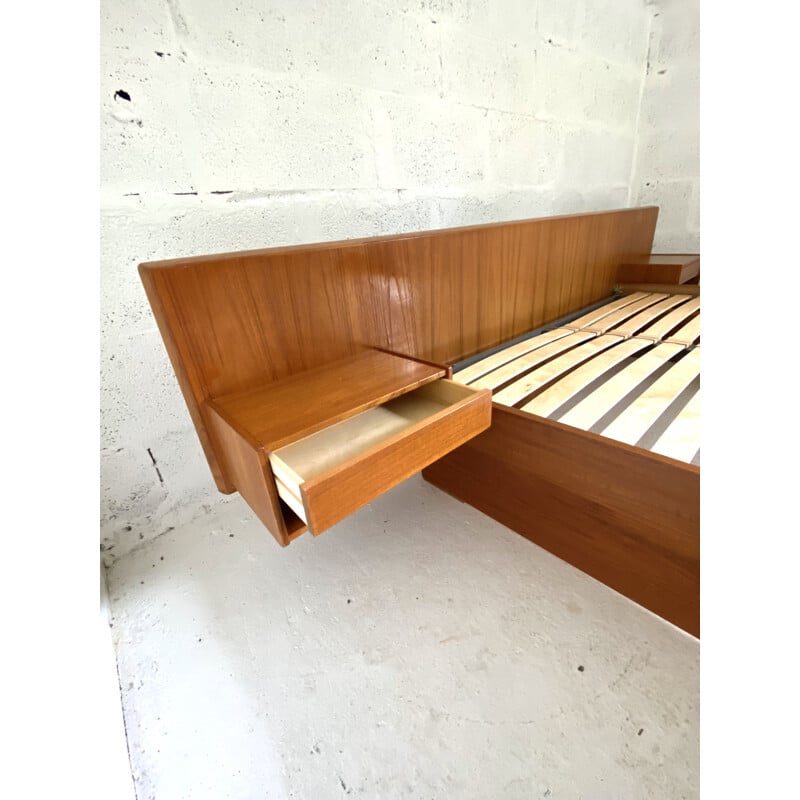 Vintage teak double bed by Sannemans Møbelfabrik, 1960