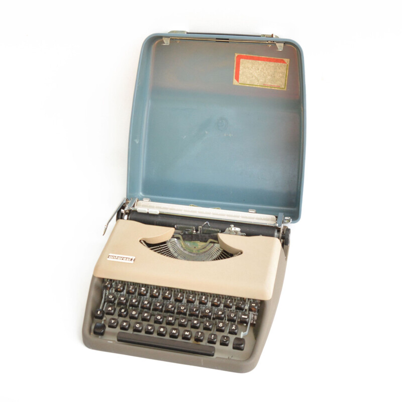 Vintage suitcase typewriter by Antares Parva, Italy 1970s