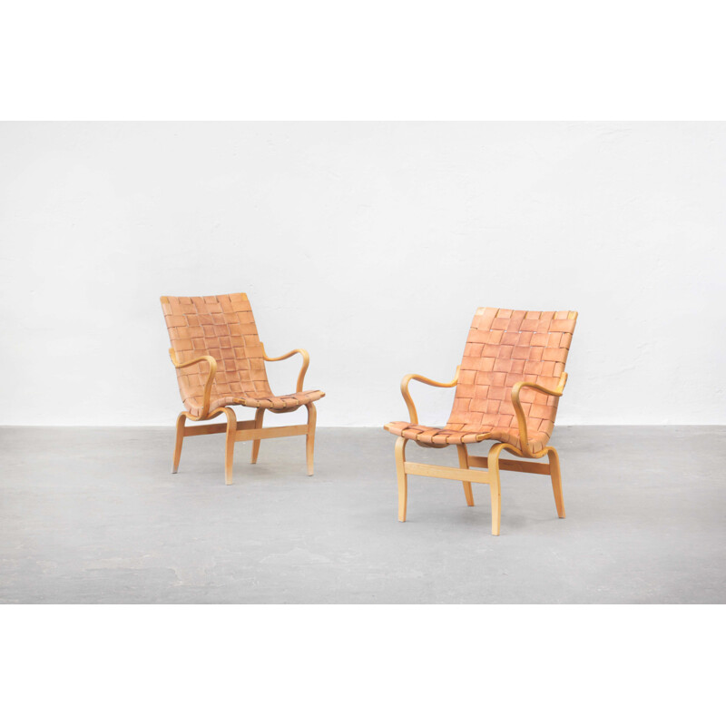 Paar vintage beukenhouten en bruin lederen fauteuils van Bruno Mathsson voor Karl Mathsson, Zweden 1970