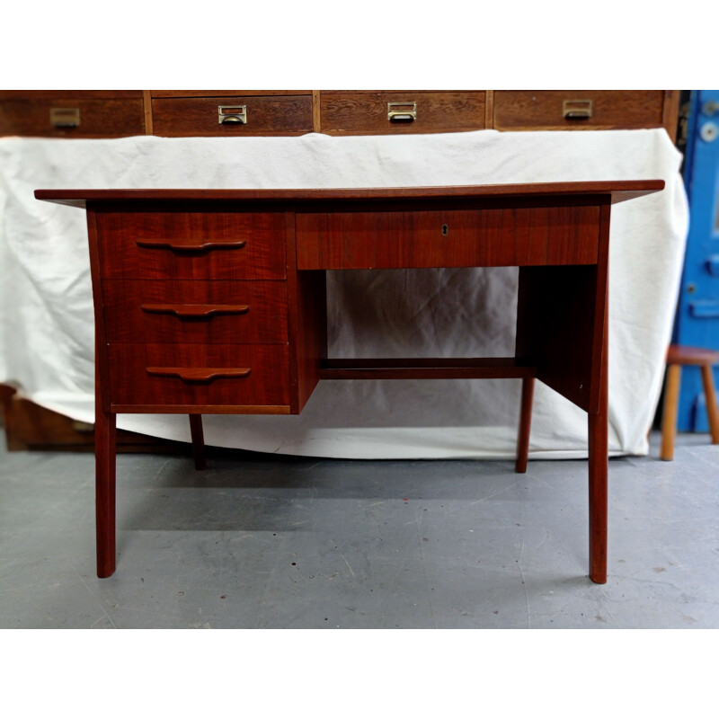 Vintage Danish Scandinavian desk in teak, 1960s