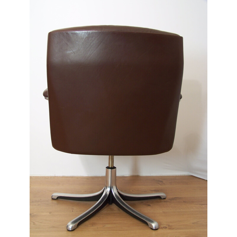 Tecno swiveling office chair in leather, Osvaldo BORSANI - 1960s